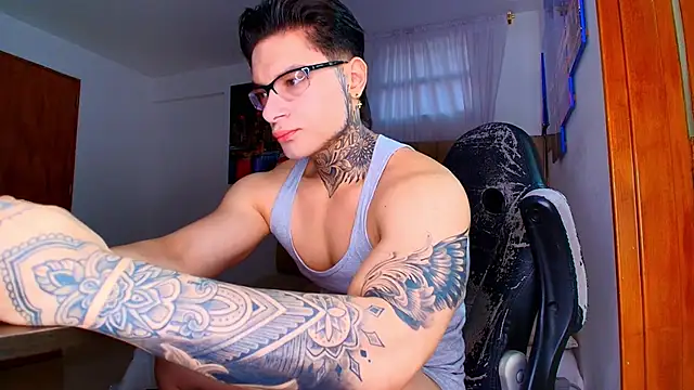 Snapshot of DennisWalkerr chatting on 21, 3, 2026 DennisWalkerr online show from 21, 3, 2026