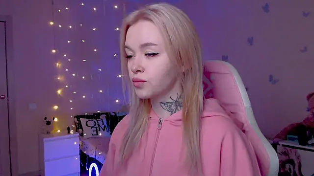 Naughty Mable online show from 2, 4, 2026