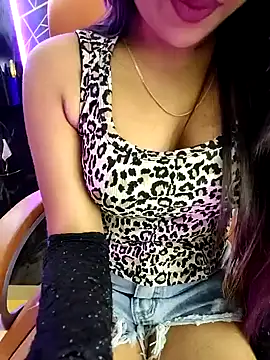 Little  Lia online show from 13, 6, 2026
