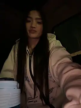 Snapshot of MilenaMilven chatting on 28, 3, 2026 MilenaMilven online show from 28, 3, 2026