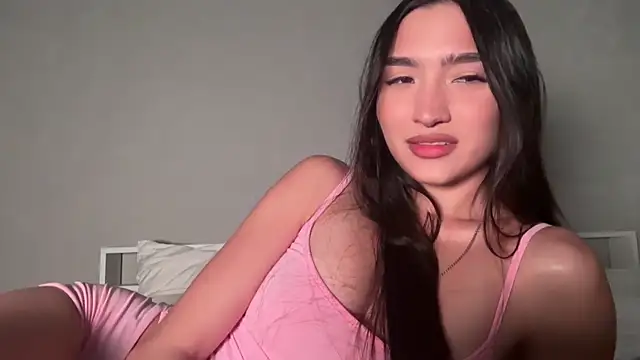 Snapshot of MilenaMilven chatting on 4, 4, 2026 MilenaMilven online show from 4, 4, 2026