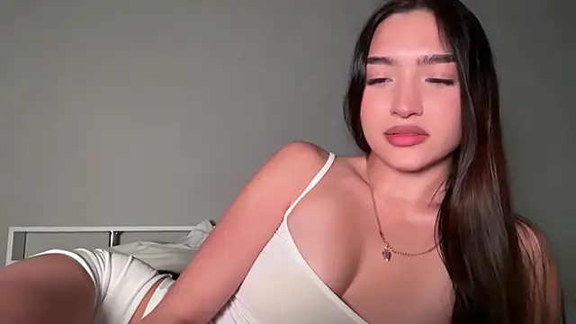 Snapshot of MilenaMilven chatting on 9, 4, 2026 MilenaMilven online show from 9, 4, 2026