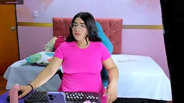 mia18 queen online show from 31, 12, 2024