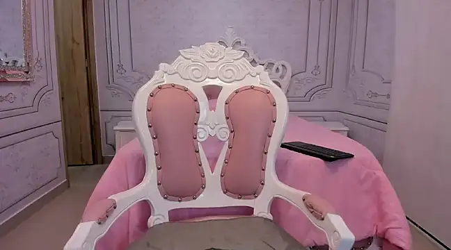 Snapshot of Daphne_Fox_ chatting on 9, 3, 2025 Daphne Fox online show from 9, 3, 2025