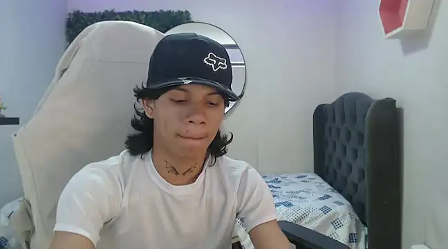 Snapshot of andy_dan18 chatting on 30, 1, 2025 andy dan18 online show from 30, 1, 2025