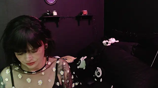 Snapshot of rousstattoo chatting on 15, 10, 2025 rousstattoo online show from 15, 10, 2025