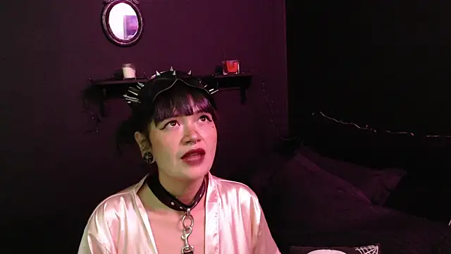 Snapshot of rousstattoo chatting on 5, 11, 2025 rousstattoo online show from 5, 11, 2025