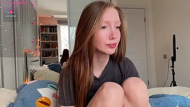 Awwwrora online show from 12, 4, 2026