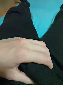 Snapshot of Dvddd chatting on 5, 12, 2025 Dvddd online show from 5, 12, 2025