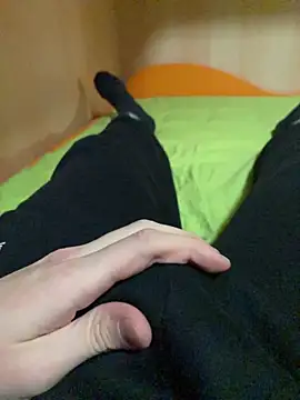 Snapshot of Dvddd chatting on 20, 12, 2025 Dvddd online show from 20, 12, 2025