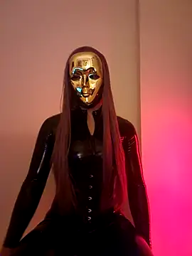 Snapshot of NoraInMask chatting on 1, 3, 2025 NoraInMask online show from 1, 3, 2025