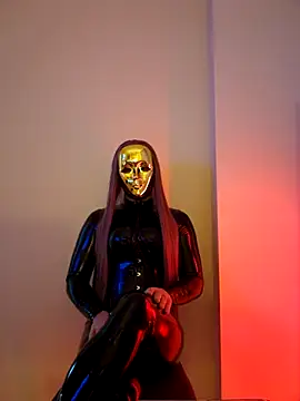 Snapshot of NoraInMask chatting on 2, 3, 2025 NoraInMask online show from 2, 3, 2025