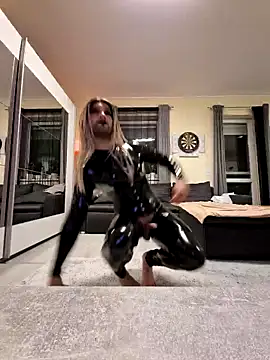 Snapshot of NoraInMask chatting on 24, 11, 2025 NoraInMask online show from 24, 11, 2025