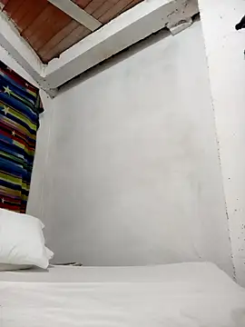 NaughtyBarbie19 online show from 25, 11, 2025