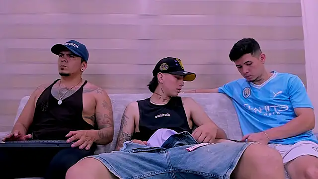 Snapshot of hell_twink chatting on 21, 1, 2025 hell twink online show from 21, 1, 2025