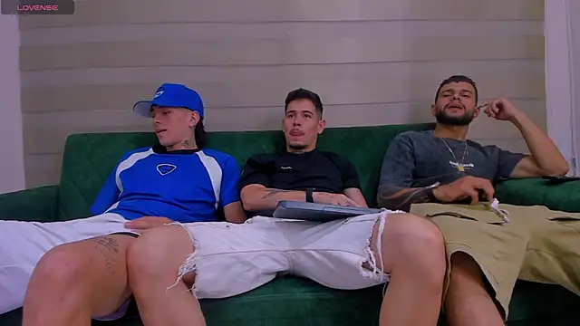 Snapshot of hell_twink chatting on 24, 9, 2025 hell twink online show from 24, 9, 2025