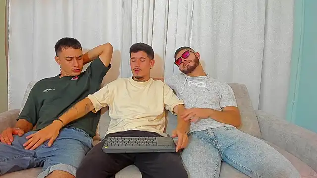 hell twink online show from 2, 5, 2026