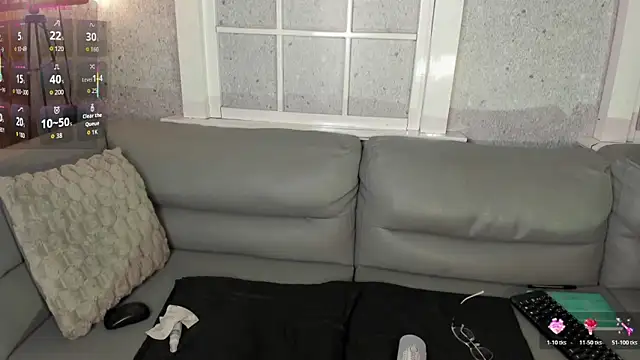 Snapshot of LucyLovelyy chatting on 15, 11, 2025 LucyLovelyy online show from 15, 11, 2025