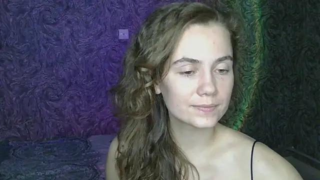Snapshot of CurlyNed chatting on 7, 2, 2025 CurlyNed online show from 7, 2, 2025