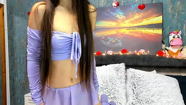 EmaLowe online show from 25, 2, 2025