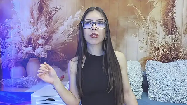 EmaLowe online show from 1, 4, 2026