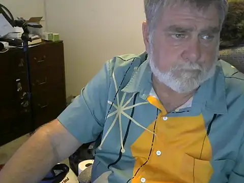 Snapshot of viejo_oso chatting on 16, 9, 2025 viejo oso online show from 16, 9, 2025