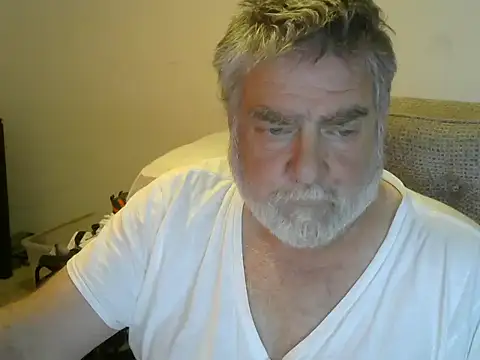 Snapshot of viejo_oso chatting on 21, 9, 2025 viejo oso online show from 21, 9, 2025