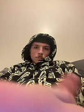 Snapshot of jones20030 chatting on 21, 10, 2025 jones20030 online show from 21, 10, 2025