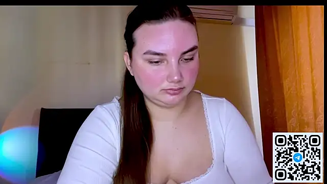 Snapshot of Dreamyblushfairy chatting on 9, 3, 2026 Dreamyblushfairy online show from 9, 3, 2026