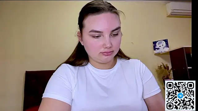 Snapshot of Dreamyblushfairy chatting on 18, 3, 2026 Dreamyblushfairy online show from 18, 3, 2026