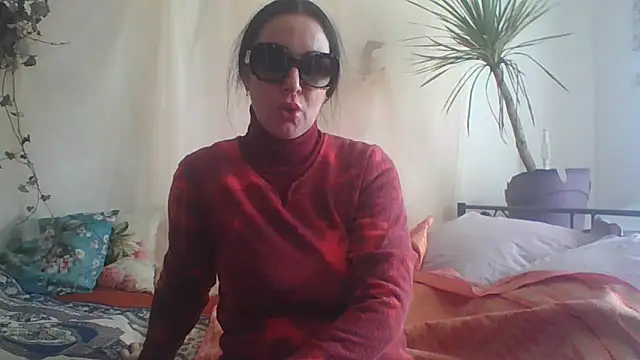 Snapshot of BELLAMORGANE1 chatting on 5, 2, 2025 BELLAMORGANE1 online show from 5, 2, 2025