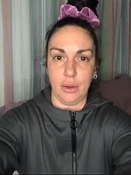 Snapshot of BELLAMORGANE1 chatting on 3, 4, 2026 BELLAMORGANE1 online show from 3, 4, 2026