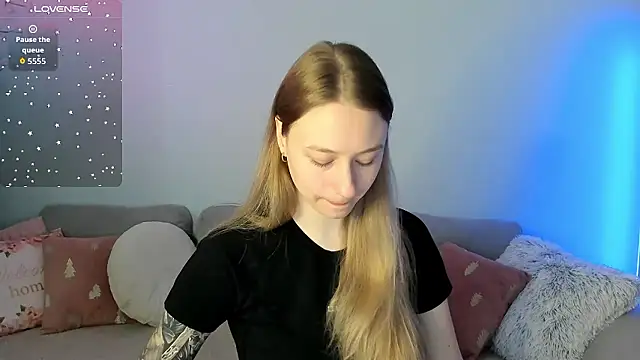 Snapshot of Haley_Vixen chatting on 4, 5, 2026 Haley Vixen online show from 4, 5, 2026