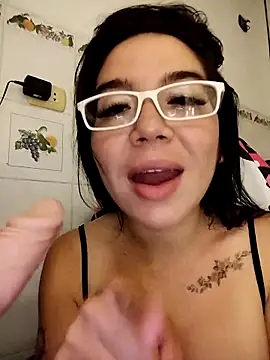 Snapshot of StarSex22 chatting on 12, 1, 2025 StarSex22 online show from 12, 1, 2025