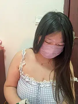 Snapshot of Happyou2 chatting on 27, 2, 2025 Happyou2 online show from 27, 2, 2025