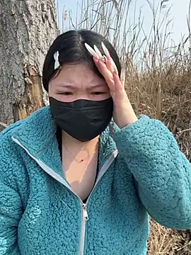 Snapshot of Happyou2 chatting on 8, 3, 2025 Happyou2 online show from 8, 3, 2025