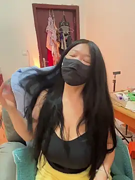 Snapshot of Happyou2 chatting on 16, 12, 2025 Happyou2 online show from 16, 12, 2025