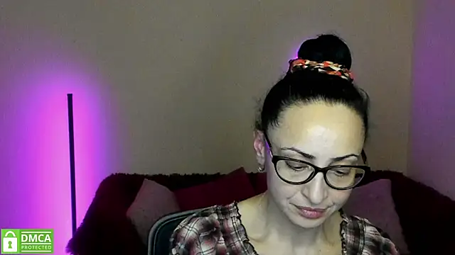 Arianasweety23 online show from 1, 3, 2025