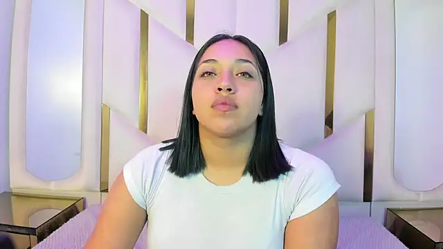 IsabellRodriguez18 online show from 21, 5, 2026
