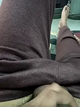 IamRentedBoybfriend online show from 2, 2, 2025