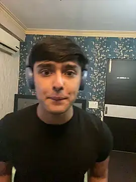 Snapshot of sunny49477 chatting on 10, 1, 2025 sunny49477 online show from 10, 1, 2025