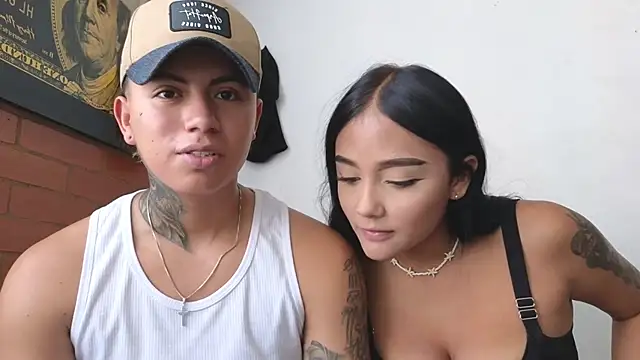 Snapshot of Thiago_x_Sahara chatting on 1, 2, 2025 Thiago x Sahara online show from 1, 2, 2025