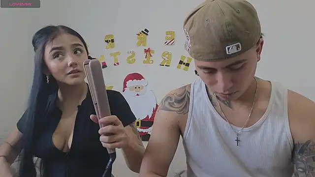 Snapshot of Thiago_x_Sahara chatting on 5, 12, 2025 Thiago x Sahara online show from 5, 12, 2025