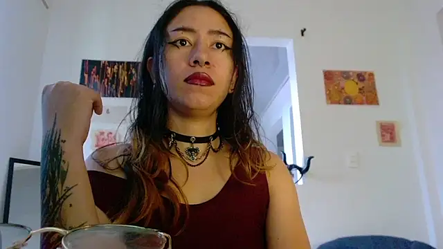 Snapshot of Maam_Ine chatting on 14, 4, 2026 Maam Ine online show from 14, 4, 2026