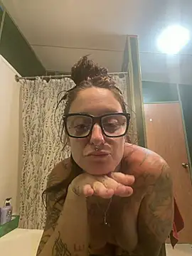 Snapshot of Eden_Darkskye chatting on 15, 7, 2026 Eden Darkskye online show from 15, 7, 2026
