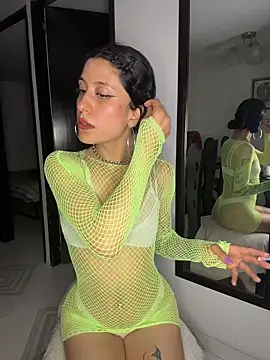 Snapshot of indira_k chatting on 1, 4, 2026 indira k online show from 1, 4, 2026