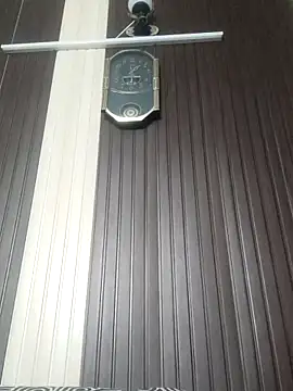 indihotguy online show from 16, 2, 2025