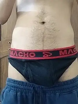 Snapshot of fakelove95 chatting on 19, 4, 2026 fakelove95 online show from 19, 4, 2026