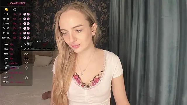 Snapshot of A_delina chatting on 20, 12, 2025 A delina online show from 20, 12, 2025