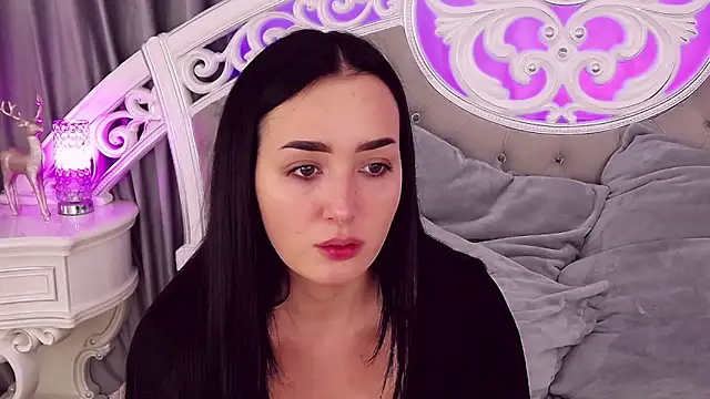 KimKhallifa online show from 26, 1, 2025